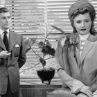 Kirk Douglas y Barbara Stanwyck en una escena de ‘El extraño amor de Martha Ivers’. DL