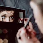 ¿Alergia al maquillaje? Estos son los 7 síntomas de alerta en tu piel