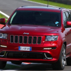 Jeep propone una versión de filosofía «racing» SRT para el Grand Cherokee.