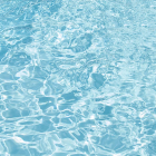 Cómo limpiar tu piscina en León de forma fácil y sencilla