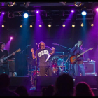 Uno de los muchos conciertos ofrecidos por el grupo pamplonés De2enbluesband, que esta noche abre el festival de Cerezales.