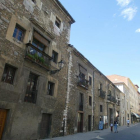 Vista de la calle Fernández Cadórniga de León. JESUS F. SALVADORES