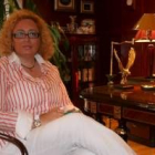 Charo Llamera, abogada matrimonialista, en su despacho en León