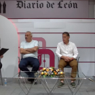 De izquierda a derecha: María Jesús Muñiz (moderadora y periodista), Alfredo Álvarez Pérez (presidente de la Asociación del Camino de Santiago de Molinaseca), Marcos Martínez (alcalde de Cuadros) y Jorge García Vega (alcalde de Congosto). RAMIRO