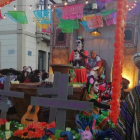 Imágenes de las coloridas cabagaltas de Carnaval que han tenido lugar en La Robla en los últimos años. DL