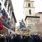 La Virgen el Mercado, a la saliida fe dla procesión. RAMIRO