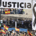 Vista de la concentración convocada por la AVT en la plaza de Colón de Madrid.