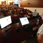 Uno de los representantes de la Mesa del Castaño del Bierzo en el  encuentro europeo celebrado ayer en la Uned.