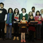 Foto de familia de los ganadores del concurso organizado por el Ayuntamiento