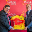 Joan Sitges (izquierda) y José Luis López Cerrón, en el acto de firma de la renovación de patrocinio.