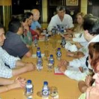Un momento de la reunión celebrada el pasado sábado por la Ejecutiva Provincial del PSOE en Sahagún