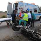 Accidente de una moto en la carretera de Carrizo a Ríofrío el pasado sábado.
