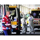 Zona de urgencias del Hospital de León este jueves, en una jornada marcada por el estado de alarma a causa de la pandemia del coronavirus. EFE/J.Casares