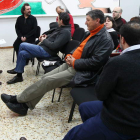 Santiago Ordóñez y Manuel Domínguez, en un momento de la asamblea de IU.
