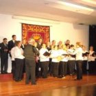 Las voces de los hogares de jubilados Lacianiegos, durante el homenaje a los comerciantes.