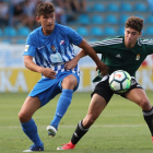 Saúl firmó su segundo contrato como blanquiazul. L. DE LA MATA