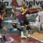 La victoria del Barça en Pamplona beneficia al Ademar.
