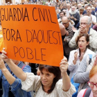 Manifestación en Calella en contra de la Guardia Civil, que pernorta en los hoteles del municipio.