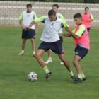 Varios jugadores de la Cultural en el entrenamiento de ayer