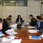 Un momento de la reunión de la concejala María Rodríguez con hosteleros y policía