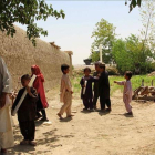 Un gran número de niños forman parte de la larga lista de civiles muertos en Afganistán.