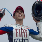 Jorge Lorenzo lo tiene claro, su apuesta sólo pasa por ser campeón del mundo. El balear ya lo fue en el 2010 y con una Yamaha que parece superar las carencias del pasado campeonato Jorge espera que su mirada al Mundial sea desde lo más alto del podio.