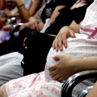 Imagen de varias mujeres embarazadas en una clínica. BAO DONYOAN