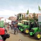 Los tractores y maquinarias conforman una de las exposiciones más típicas de la Feria de San Simón