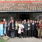 Familiares y amigos del matrimonio de Santa Olaja de la Acción que celebró las Bodas de Oro