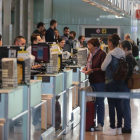 Mostradores de Vueling en el aeropuerto de El Prat. /