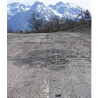 Estado del firme de la carretera que accede al Parque Nacional de Picos