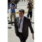 El presidente del Barcelona, Joan Laporta, a su llegada a la sede del club