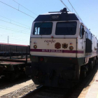 El tren Al Andalus, a su llegada a la capital maragata.