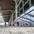 Imagen de archivo de la fachada exterior del aeropuerto de León.