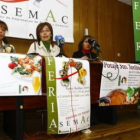 Anabel Castro, Mar Castro y Sagrario González, de Asemac, presentaron ayer la Feria del Comercio