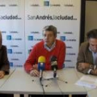 Concepción Rodríguez, Miguel Martínez y Felipe Llamazares