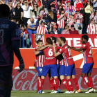 Antoine Griezmann celebra la consecución del gol de su equipo ante el Rayo Vallecano.