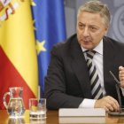 Blanco explicó ayer, tras el Consejo de Ministros, las claves del impuesto del patrimonio.
