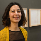 La artista Graziela Fernández expone la muestra ‘La vaca multicolor’. CUEVAS