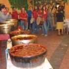 Las patatas con carne es el plato tradicional de esta jornada de encuentro