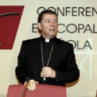 El secretario general de la Conferencia Episcopal, Juan Antonio Martínez Camino, informó ayer de los
