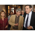El rector de la ULE, Juan Francisco García Marín, con el consejero de Sanidad, Sáez Aguado