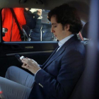 El 'pequeño Nicolás', en diciembre del 2014, tras salir de los juzgados de plaza de Castilla para declarar como imputado.