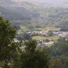 Panorámica de Vega de Espinareda, uno de los parajes preferidos por el periodista berciano para descansar.