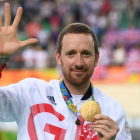 Bradley wiggins muestra el oro logrado en Río, el quinto en su palmarés olímpico.