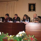 Una sesión plenaria del Ayuntamiento de Boñar.