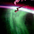 Una aurora boreal vista desde el espacio.