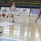 El Pajariel continúa hoy con su pretemporada tras caer ante Perfumerías Avenida. DL