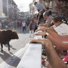 El primer encierro de Cuéllar se saldó con un fallecido por asta de toro en el tórax que le atravesó el corazón