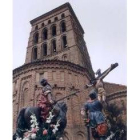 Un momento de una de las procesiones de Semana Santa en Sahagún, en imagen de archivo